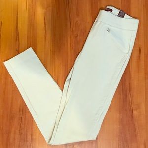 👖2/$15 Cream skinny legging dress pants